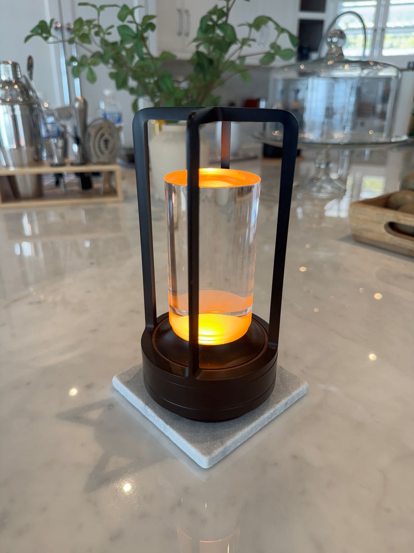 White Studio Marble Stand – Coaster-Style Lamp & Candle Base